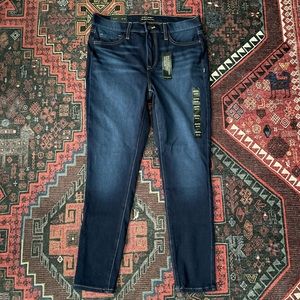 NWT- Banana Republic Legging-Fit Jean
